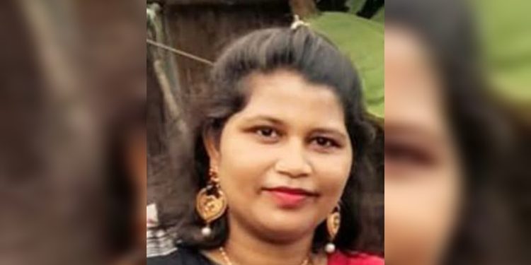 টাঙ্গাইল মির্জাপুরে স্ত্রীর গলা কেটে হত্যা,স্বামী গ্রেপ্তার।