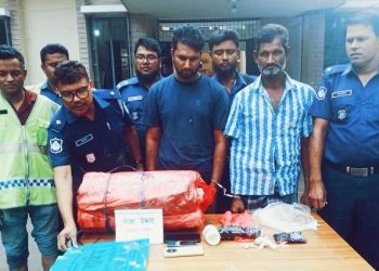 বাপবেটা মাদক সম্রাট আসামি গ্রেপ্তার, দূর্বৃত্তরা আসামি ছিনতাইয়ের চেষ্টায় পুলিশের ৮ রাউন্ড ফাঁকা গুলি।