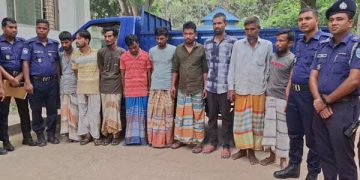 টাঙ্গাইলে বিএনপির কেন্দ্রীয় নেতার কারখানায় ডাকাতির ঘটনায় গ্রেপ্তার ৭