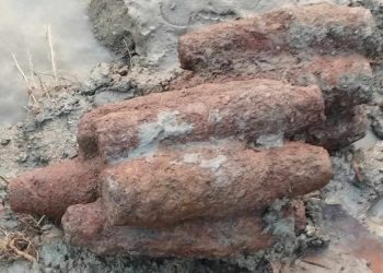 ভূঞাপুরে যমুনা নদীর তীর থেকে ১১টি মর্টার শেল উদ্ধার।