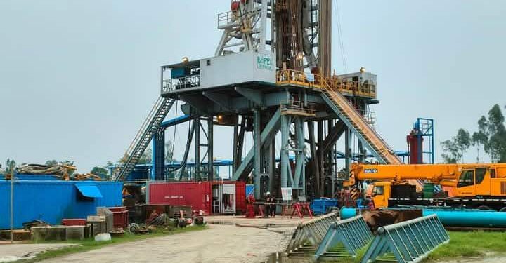 জামালপুরের মাদারগঞ্জে অনুসন্ধান কূপ-১ থেকে পরীক্ষামূলক গ্যাসের সন্ধান ।