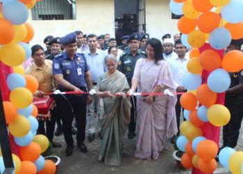 টাঙ্গাইল জেলা কারাগার পরিদর্শনে মৎস্য ও প্রাণিসম্পদ উপদেষ্টা ফরিদা আখতার।