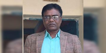 মাদারগঞ্জে নাশকতা মামলায় স্কুলের প্রধান শিক্ষক সাবেক যুবলীগ নেতা আটক।