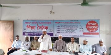 বিপ্লবীদের ভুলে পরাজিতরা আবার ফিরে আসতে পারে -ব্যারিস্টার মোমেন। 