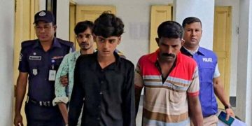 টাঙ্গাইলে তরুণীকে দলবদ্ধধর্ষণ: তিন সিএনজি চালক গ্রেপ্তার।