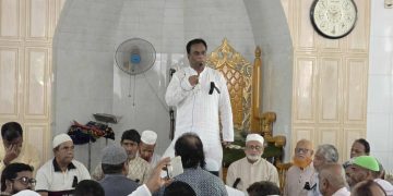 উত্তরায় বিমান দুর্ঘটনায় নিহতদের স্মরণে টাঙ্গাইল জেলা বিএনপির দোয়া মাহফিল।