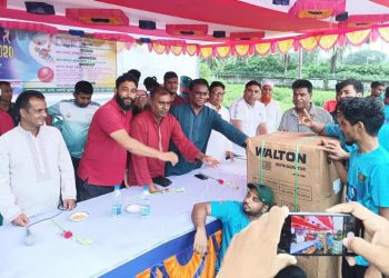 টাঙ্গাইলে জুলাই-আগস্ট স্মৃতি ক্রিকেট ফাইনাল টুর্নামেন্ট অনুষ্ঠিত।