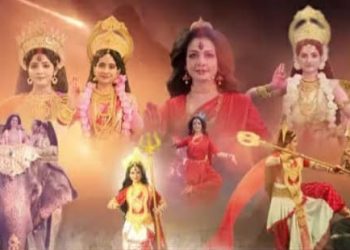 আজ প্রাতে চণ্ডীপাঠ ও মহালয়ার মধ্য দিয়ে শুরু হলো শারদীয় দুর্গা উৎসবের শুভ সূচনা।