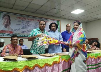 নারীবাদী লেখিকা কামিনী রায় ও সব্যসাচী লেখক সৈয়দ শামসুল হকের প্রয়াণ দিবসে টাঙ্গাইলে আবৃত্তি সন্ধ্যা।