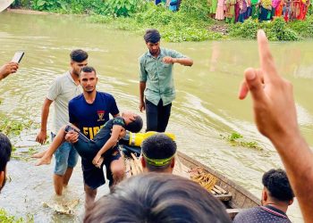 টাঙ্গাইলে লৌহজং নদীতে নিখোঁজ দুই শিশু,একজনের মরদেহ উদ্ধার।