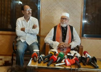 ৩২ নন্বরের মতো আমার বাসা ভেঙে দেশে শান্তি আসলে আমি সমর্থন করছি…কাদের সিদ্দিকী।