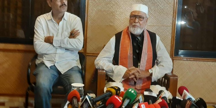 ৩২ নন্বরের মতো আমার বাসা ভেঙে দেশে শান্তি আসলে আমি সমর্থন করছি…কাদের সিদ্দিকী।