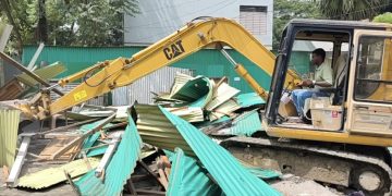 ভূঞাপুরে সেই পুষ্পকলি প্রতিবন্ধী বিদ্যালয় মাদকসেবীদের আস্তানা ভেঙে দিল প্রশাসন।