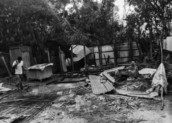 জামালপুরের মাদারগঞ্জে জমি সংক্রান্ত বিরোধে জেরে বসতবাড়ি ও গোয়াল ঘরে অগ্নিসংযোগ।