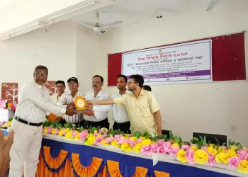 জামালপুরের মাদারগঞ্জে শিক্ষক দিবস-২০২৫উপলক্ষে র‍্যালী, অবঃ শিক্ষক সম্মাননা ও আলোচনা সভা।