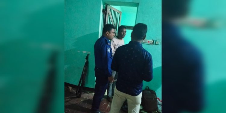 ধামরাইয়ে নাশকতা ও অগ্নিসংযোগ মামলায় আরফান গ্রেফতার।