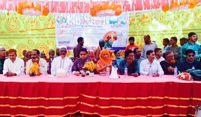 কুড়িগ্রামে জাতীয়তাবাদী  মহিলা দলের ধানের শীষে ভোট চেয়ে উঠান বৈঠক।