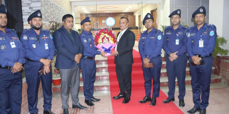 টাঙ্গাইলের নতুন পুলিশ সুপারের দায়িত্ব গ্রহণ।