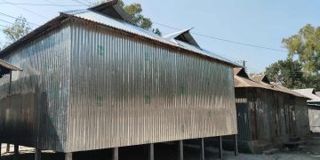 ভূঞাপুরে সরকারি খাসজমি দখল করে রাতারাতি ঘর নির্মাণের অভিযোগ।