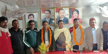 মাদারগঞ্জে নিষিদ্ধ সংগঠনের নেতাদের বিএনপিতে যোগদান ঘিরে বিতর্ক, দলীয় নেতাকর্মীদের ক্ষোভ।