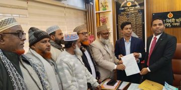 বগুড়া-৫ মনোনয়নপত্র জমা দিলেন জামায়াত প্রার্থী দবিবুর রহমান।