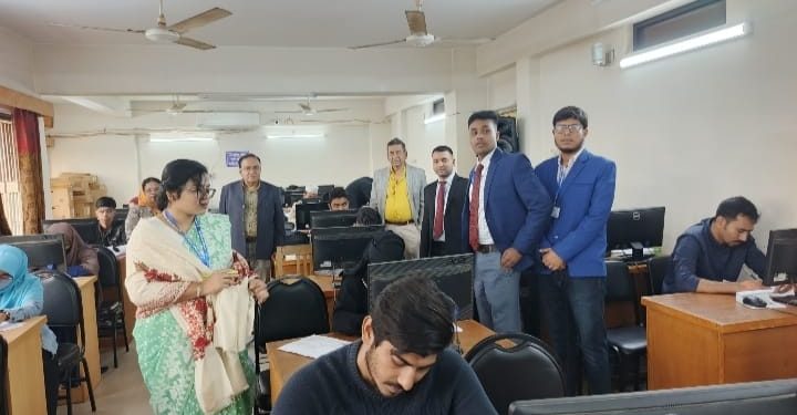 টাঙ্গাইলে যুব উন্নয়ন অধিদপ্তরের “ফ্রিল্যান্সিং প্রশিক্ষণ” ভর্তি পরীক্ষা অনুষ্ঠিত।