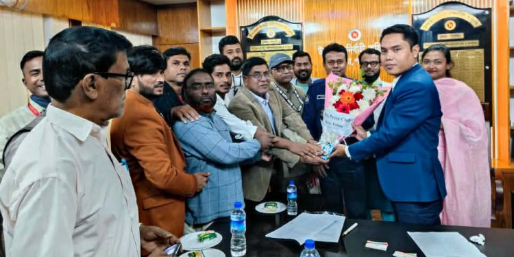 নবাগত ইউএনও, এসিল্যান্ড ও পুলিশ ইনচার্জ এর সাংবাদিকদের সাথে সৌজন্য সাক্ষাৎ ও মতবিনিময়।