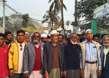 জামালপুরের মাদারগঞ্জের কয়ড়া বাজারে ধানের শীষের গণ মিছিল।