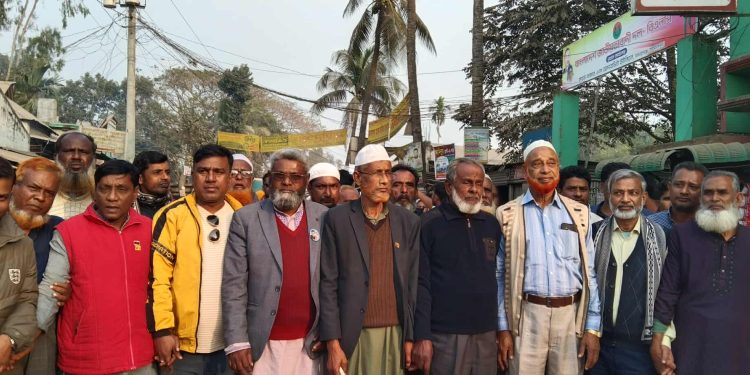 জামালপুরের মাদারগঞ্জের কয়ড়া বাজারে ধানের শীষের গণ মিছিল।