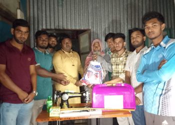 স্বামীর মৃত্যুর শোক পেরিয়ে নতুন পথচলা: রোমানের স্ত্রীর পাশে ‘দরদী যুব সংঘ’।