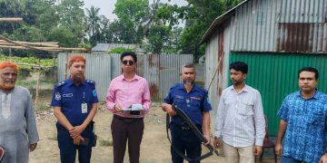 টাঙ্গাইলে অবৈধভাবে মাটি কাটায় এক লাখ টাকা জরিমানা।