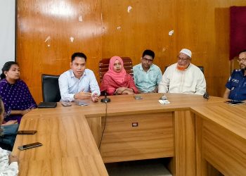 বেড়া উপজেলা স্বাস্থ্য কমপ্লেক্সে দালালমুক্ত করণে মতবিনিময় সভা।