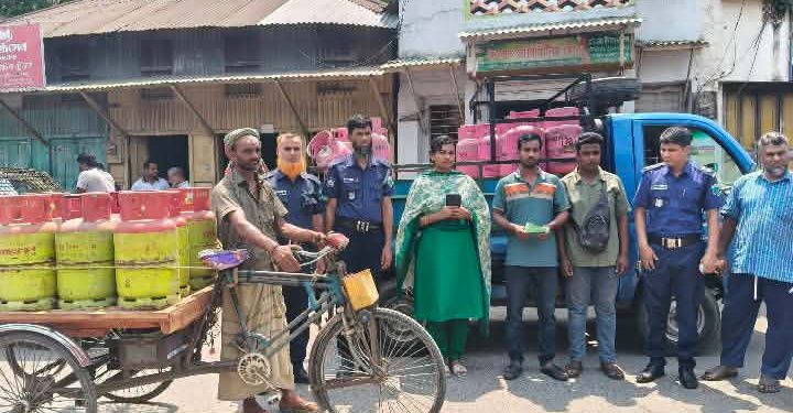 সরকারি নির্দেশনা অমান্য করে সিলিন্ডার গ্যাস অতিরিক্ত মূল্যে বাজারে বিক্রয় করলে কাউকে ছাড় দেয়া হবে না- নুরেন মায়িশা খান।