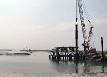 যমুনার উত্তোলিত ১২ কোটি টাকার সরকারি বালু লুটের মহোৎসব।