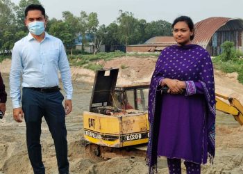 পাবনায় অবৈধভাবে বালু ও মাটি তোলায় জরিমানা, মুচলেকা।