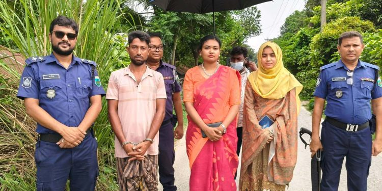 বেড়ায় ‘ইয়াবা সম্রাট’ হাসান গ্রেফতার: ১ বছরের কারাদণ্ড ও ২ লাখ টাকা জরিমানা।