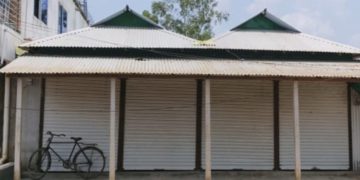 বিক্রিত জমি দখলের পাঁয়তারা অভিযোগে আদালতে মামলা, এলাকায় চাঞ্চল্য।