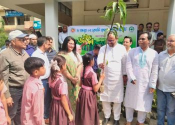 টাঙ্গাইলে বৃক্ষরোপণ কর্মসূচির উদ্বোধন।