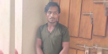 স্কুলছাত্রীকে শ্লীলতাহানির অভিযোগে যুবকের ৬ মাসের কারাদণ্ড।
