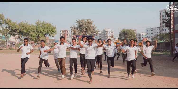 মাধবপুর পাইলট উচ্চ বিদ্যালয়ের চমকপ্রদ সাফল্য: পাসের হার ৯০.৮২%, জিপিএ-৫ পেয়েছে ২২ জন।
