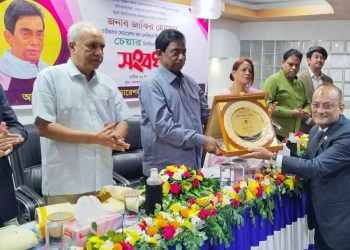 এফএনবি কেন্দ্রীয় কমিটির চেয়ার নির্বাচিত হওয়ায় জাকির হোসেনকে টাঙ্গাইলে সংবর্ধনা।