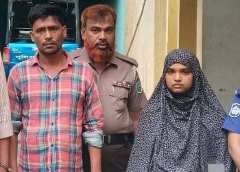 জামালপুরের মাদারগঞ্জে বাসা নিয়ে দেহব্যবসা দালালসহ দেহব্যবসায়ী আটক।