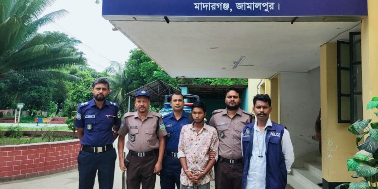 বিয়ের প্রলোভনে ধর্ষণ: হত্যার ৪৮ ঘন্টাপর প্রেমিক রাকিব গ্রেফতার।
