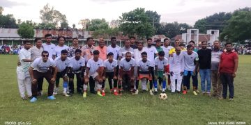 মাদারগঞ্জে আরাফাত রহমান কোকো স্মৃতি ফুটবল টুর্নামেন্টের দ্বিতীয় সেমিফাইনাল অনুষ্ঠিত।