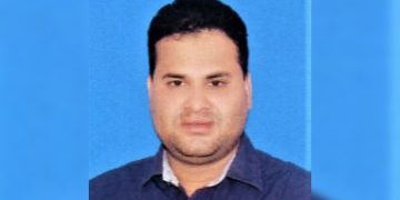 টাঙ্গাইলে প্রকাশ্যে সাবেক ইউপি সদস্যকে কু*পি*য়ে হ*ত্যা।