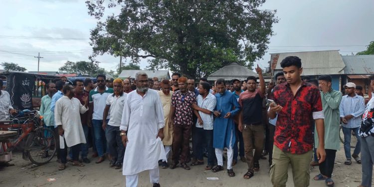 আওয়ামী লীগের সন্ত্রাস-নৈরাজ্যের প্রতিবাদে ৭ নং সিধুলী ইউনিয়ন বিএনপির বিক্ষোভ মিছিল।