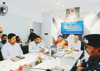 রৌমারীতে বিভাগীয় কমিশনারের সাথে রৌমারী-রাজিবপুরের সার ডিলার ও সংশ্লিষ্টদের মতবিনিময় সভা।