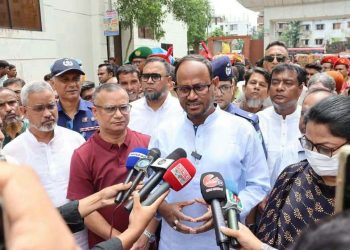 ডেঙ্গু প্রতিরোধে টাঙ্গাইলে বর্ণাঢ্য র‍্যালি ও আলোচনা সভা।