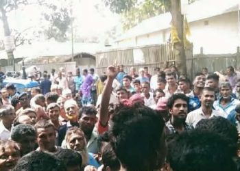 রৌমারীতে সার সংগ্রহকে কেন্দ্র করে কৃষকদের মধ্যে উত্তেজনা সৃষ্টি।