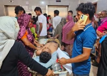 টাঙ্গাইল মেডিকেল কলেজ হাসপাতালের ৫টি লিফট বিকল, রোগী দুর্ভোগ চরমে।